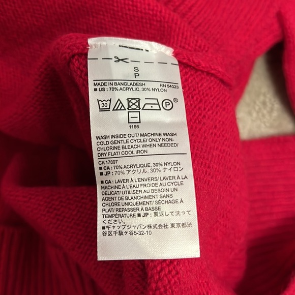 Never worn Banana Republic Sweater - Picture 5 of 5